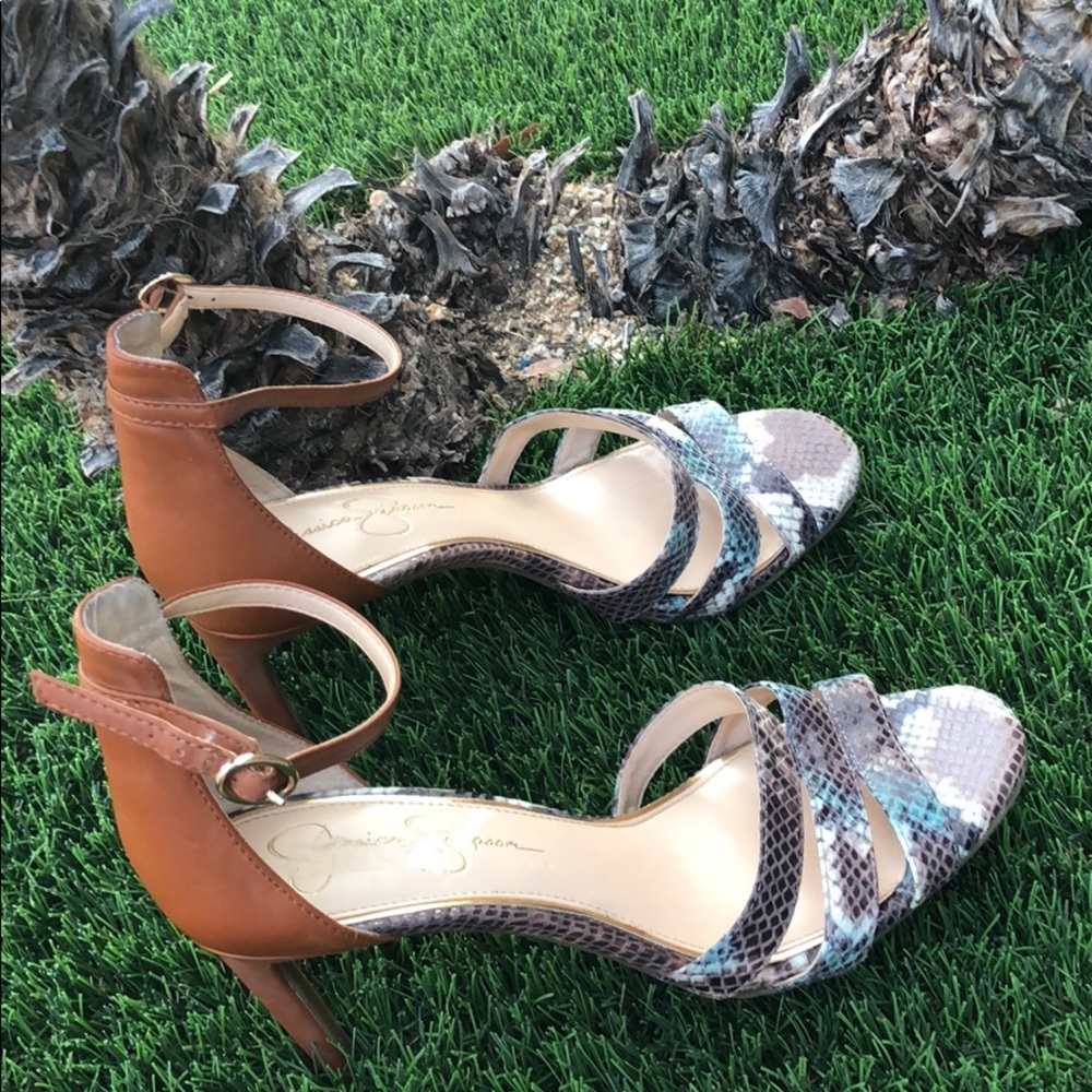 Jessica Simpson Sandals - Picture 4 of 7